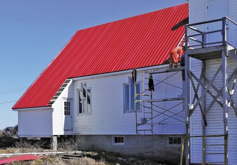 New metal roof in Margaree Fox Roost