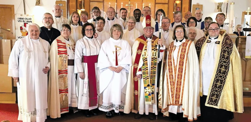 Group photo Nicole Critch ordination