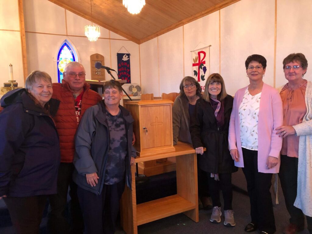 Members of David Pitman’s family on hand for the presentation