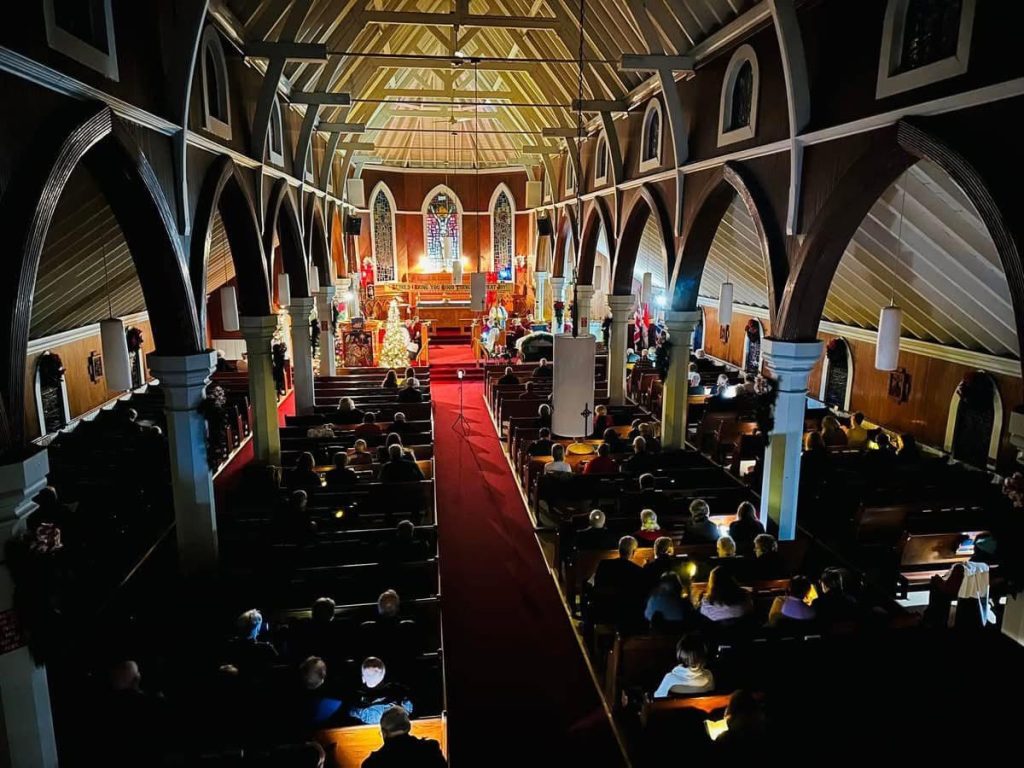Church in darkness for Christmas service