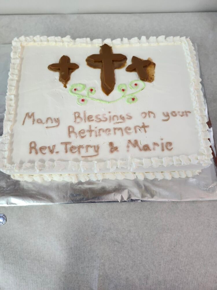a retirement cake