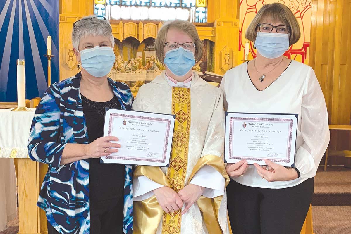 Rev’d Green presenting Susan Reid (right) and Doreen Tucker (left), representing the Church of the Good Shepherd, Norris Point, with their Certificates of Appreciation in recognition of contributions to the Intern Support Team Supervised Parish Internship Program.